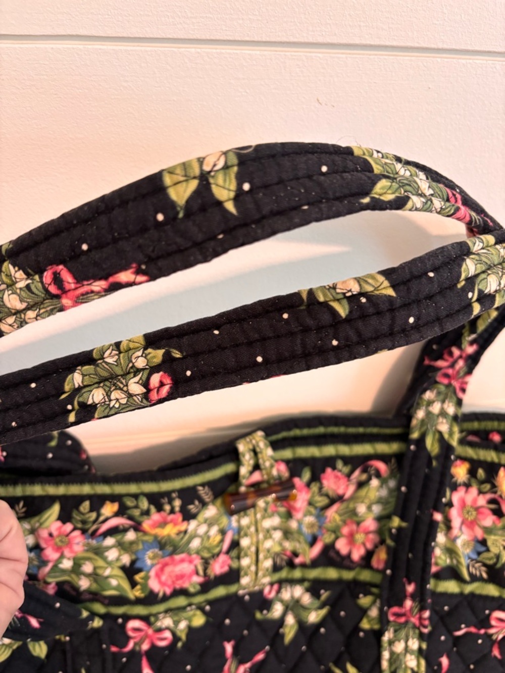 Vintage Vera Bradley large tote bag in the retired "New Hope" pattern - Picture 13 of 16